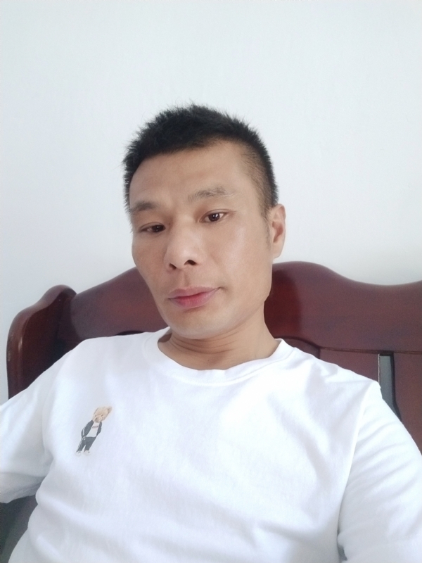 年少轻狂的第一张照片--无锡相亲服务中心