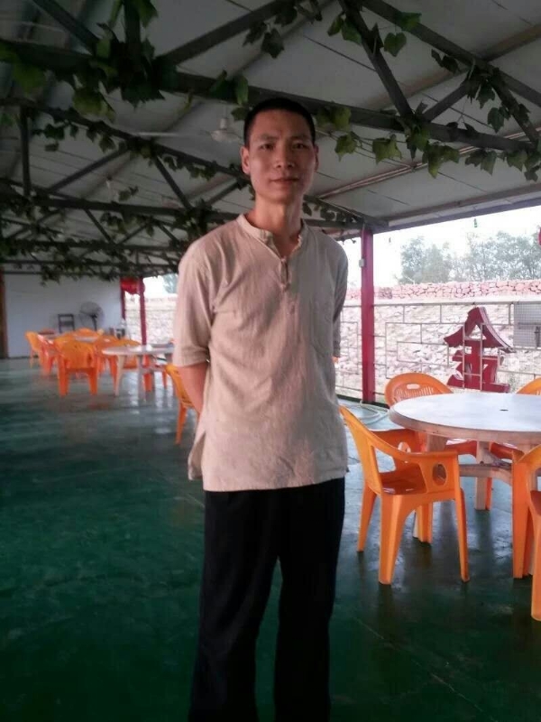 周哥的第三张照片--无锡相亲服务中心