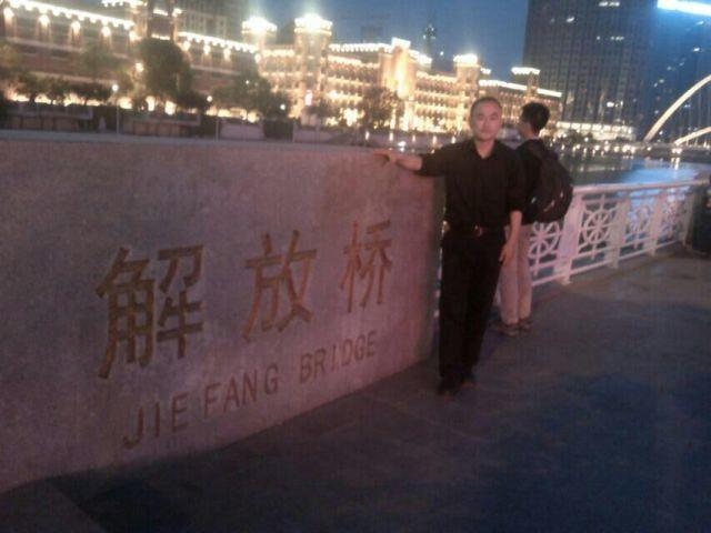 海阔天空的第一张照片--无锡相亲服务中心