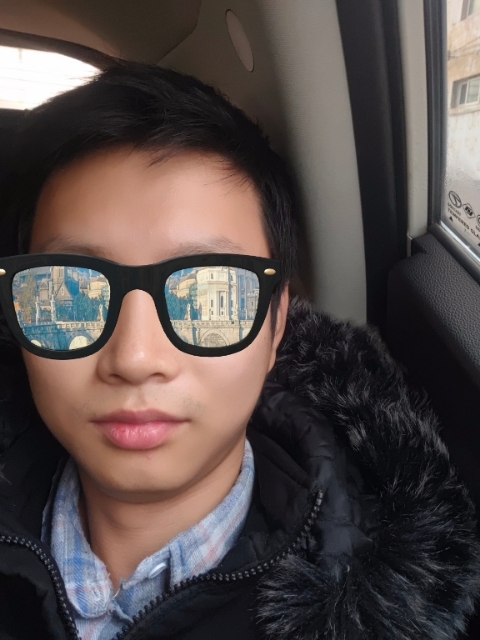请问揉揉头的第一张照片--无锡相亲服务中心