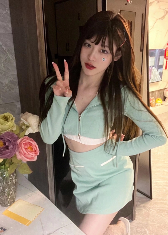 丹Dan的第一张照片--无锡相亲服务中心