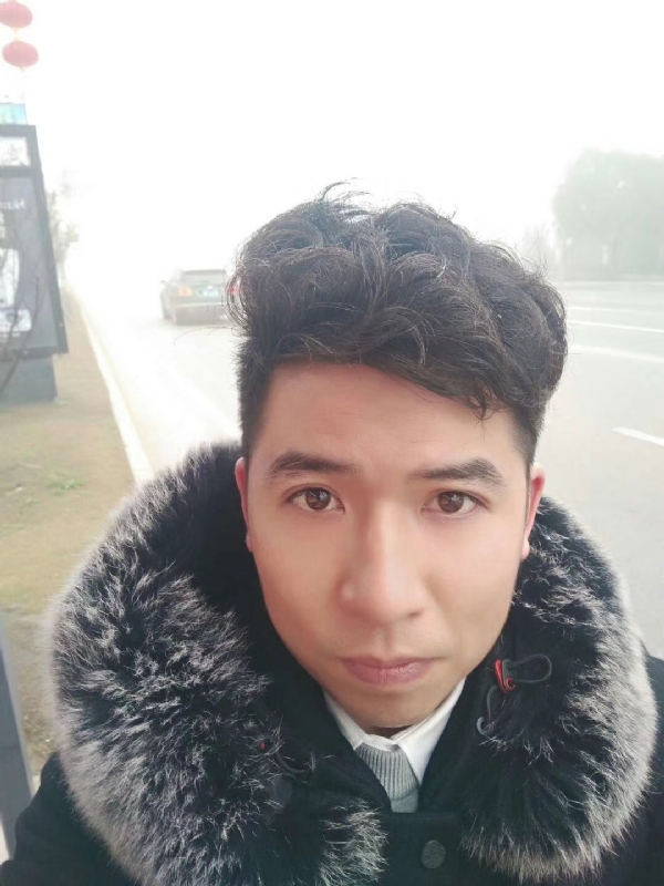 开心快乐每一天的第一张照片--无锡相亲服务中心