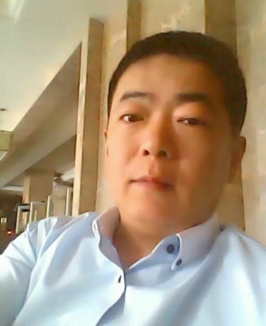 落叶随风的第一张照片--无锡相亲服务中心