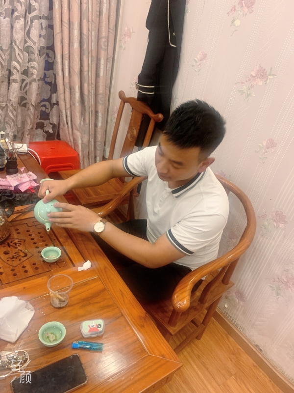 古有风琴的第二张照片--无锡相亲服务中心