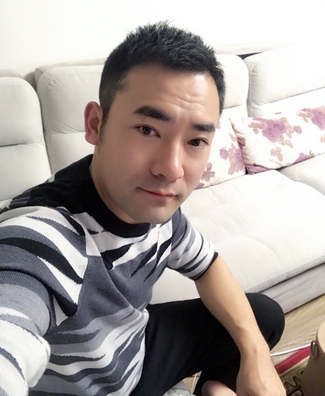 随风的第一张照片--无锡相亲服务中心