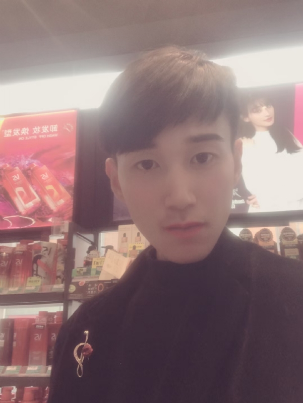 唯美的爱情故事的第一张照片--无锡相亲服务中心