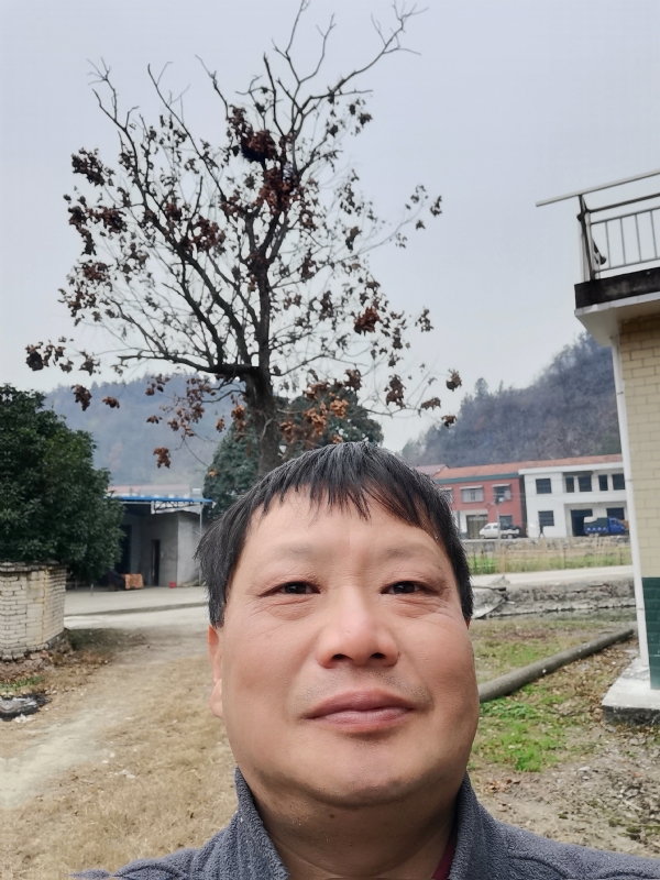 苏众青春冲浪的第一张照片--无锡相亲服务中心