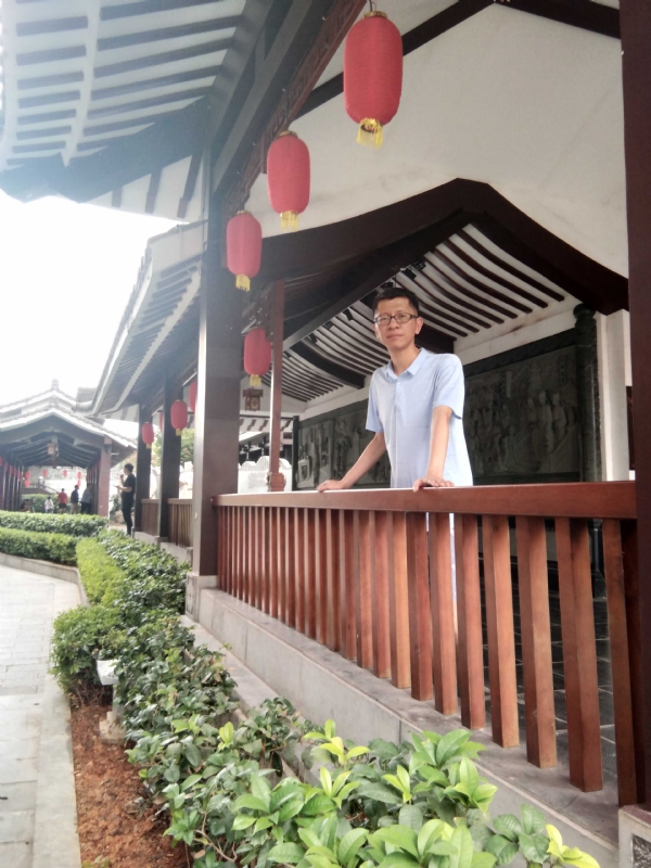 lijian的第一张照片--无锡相亲服务中心