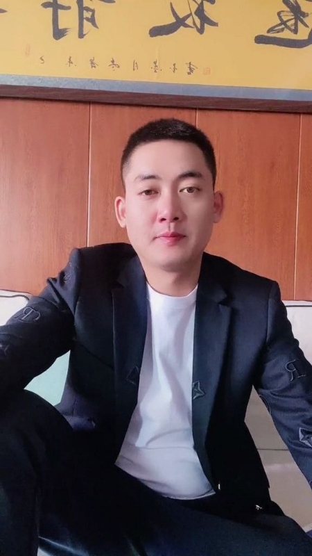 李泽胜的第一张照片--无锡相亲服务中心