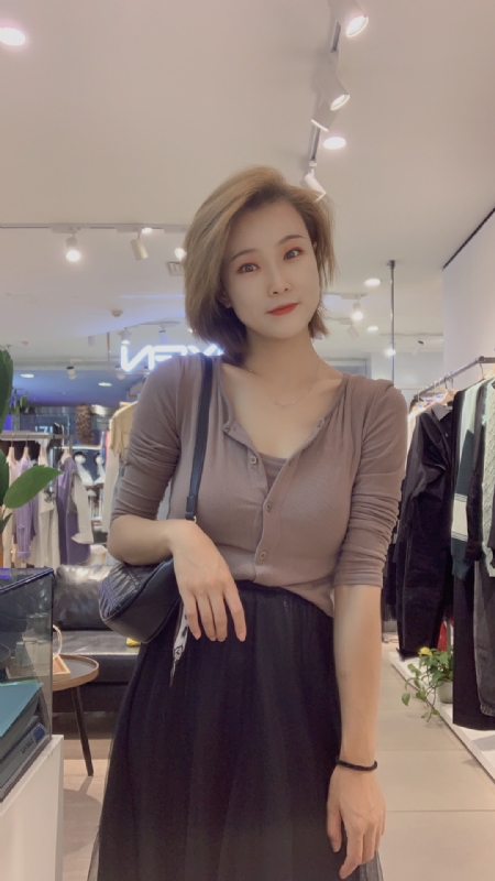 大婷子的第一张照片--无锡相亲服务中心