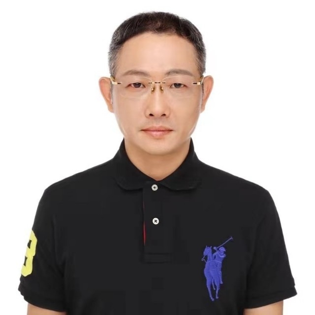 邱先森的第一张照片--无锡相亲服务中心
