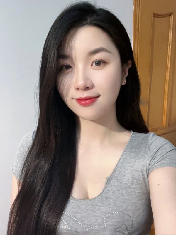 乔乔在寻爱的第一张照片--无锡相亲服务中心