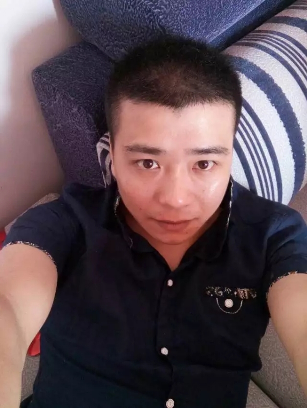 漫步的面包的第一张照片--无锡相亲服务中心
