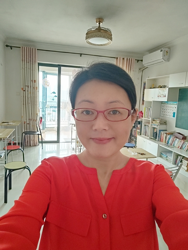 丽华的第二张照片--无锡相亲服务中心