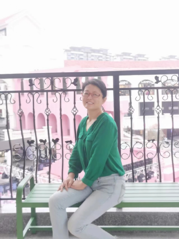 丽华的第四张照片--无锡相亲服务中心