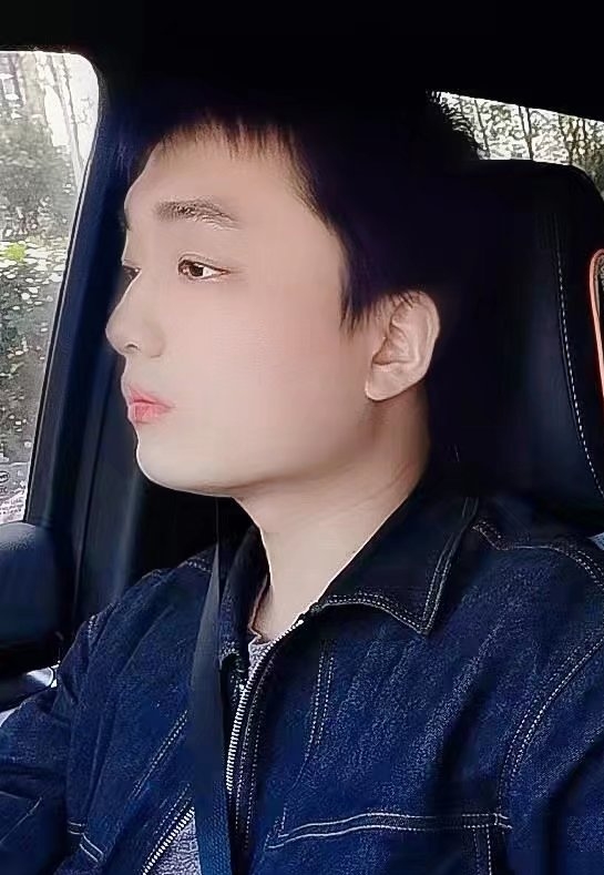 凉锦年的第一张照片--无锡相亲服务中心