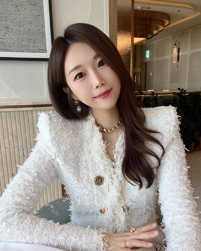惠然的第一张照片--无锡相亲服务中心