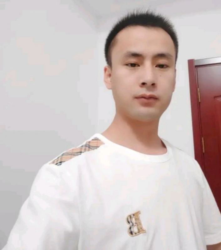 海阔天空的第一张照片--无锡相亲服务中心