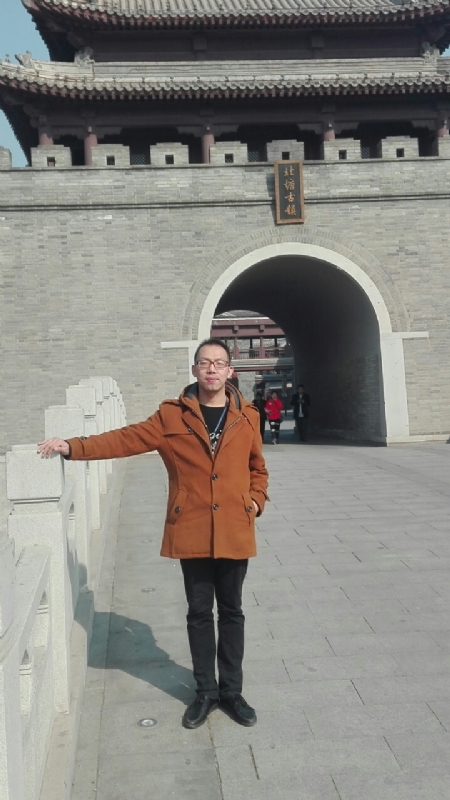 伟岸如山的第一张照片--无锡相亲服务中心