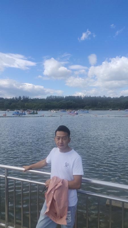 脱了壳的龟的第一张照片--无锡相亲服务中心