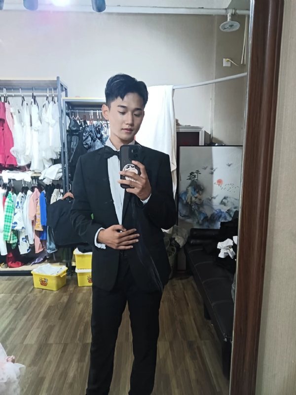 李梓宇的第一张照片--无锡相亲服务中心