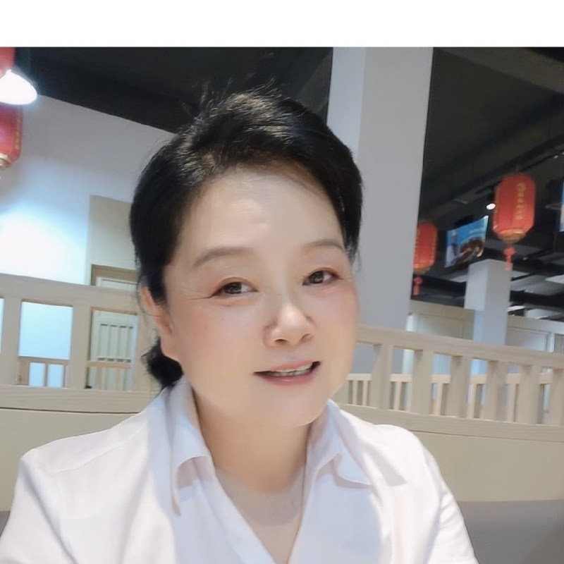 丁姐爱生活的第二张照片--无锡相亲服务中心