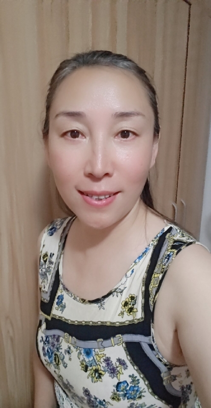 晓琴的第二张照片--无锡相亲服务中心