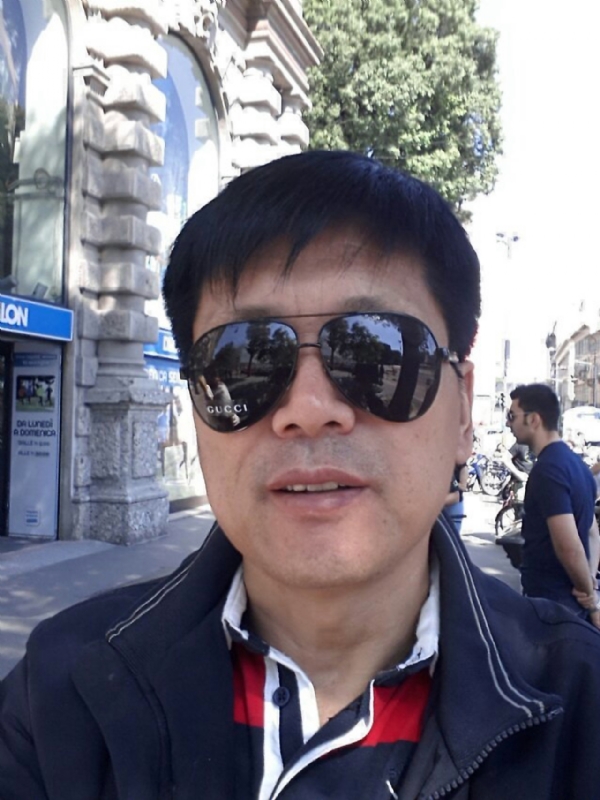 春风的第一张照片--无锡相亲服务中心