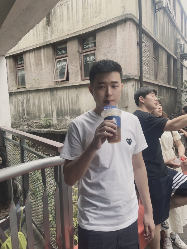 尚龙的第二张照片--无锡相亲服务中心