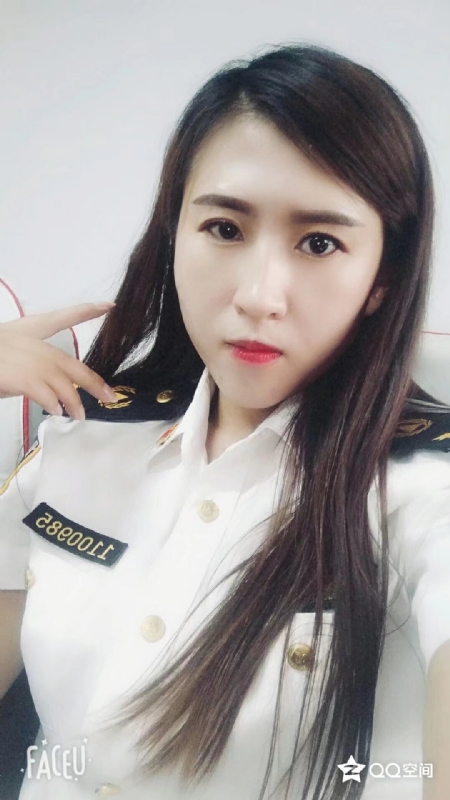 彤云密布的第二张照片--无锡相亲服务中心