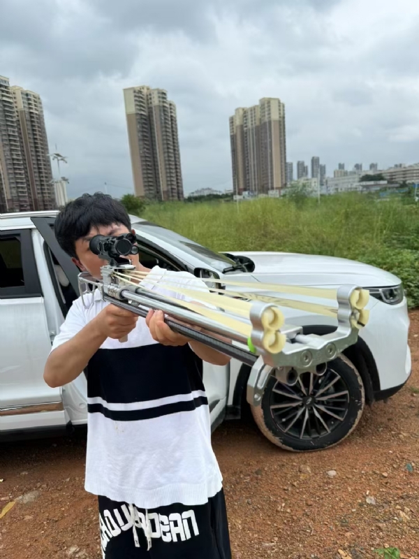 凌其飞的第一张照片--无锡相亲服务中心