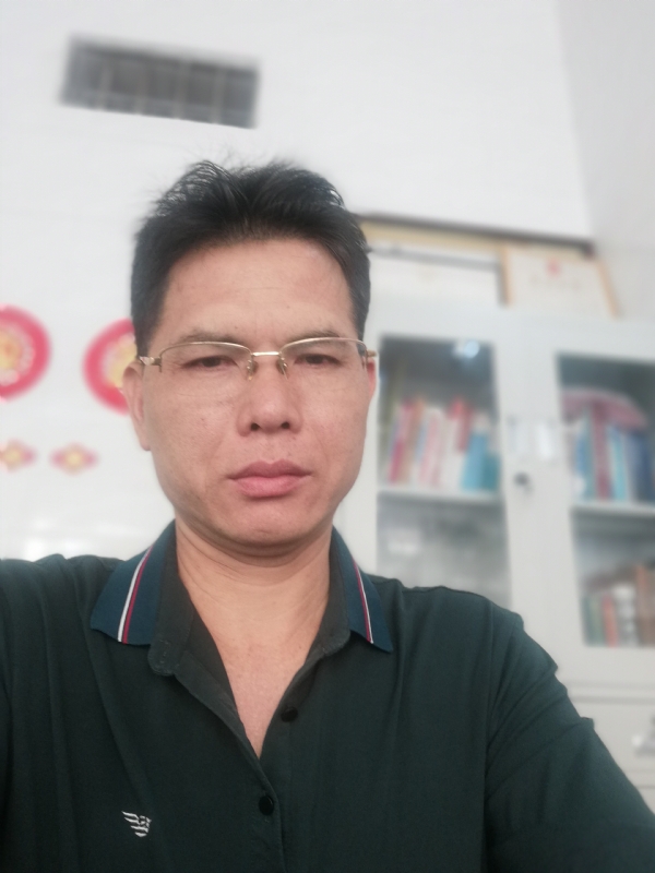 后视镜的第一张照片--无锡相亲服务中心
