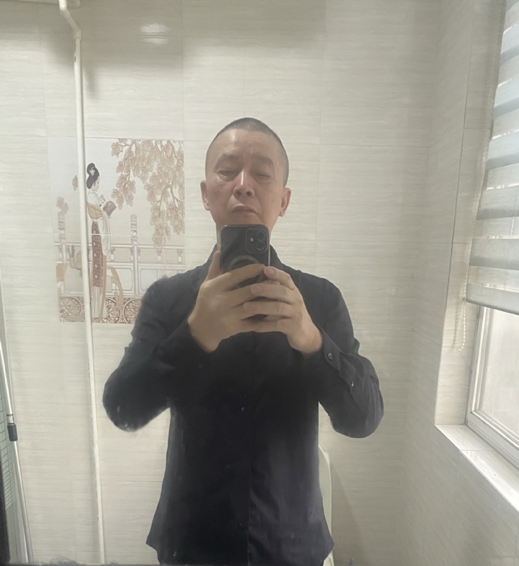 荣哥的第一张照片--无锡相亲服务中心