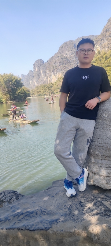 受过伤的狼的第二张照片--无锡相亲服务中心