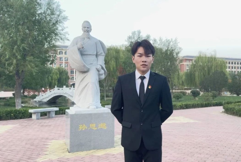 尚明月的第一张照片--无锡相亲服务中心