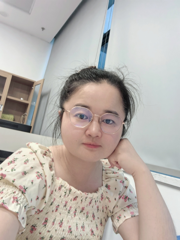盼盼的第一张照片--无锡相亲服务中心