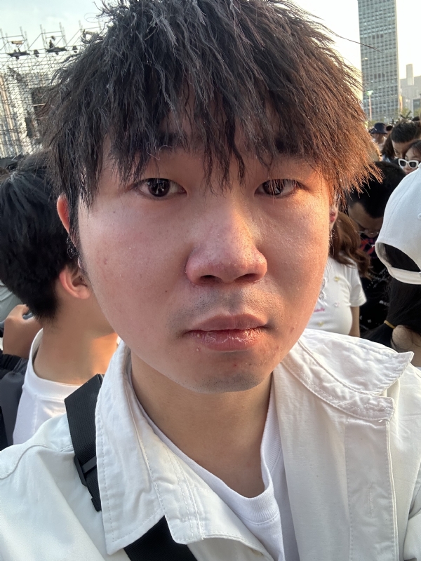 会修电脑的小杨的第一张照片--无锡相亲服务中心