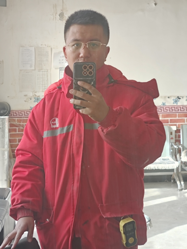 鹤某的第二张照片--无锡相亲服务中心