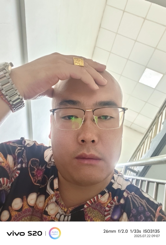 一生诺言的第五张照片--无锡相亲服务中心