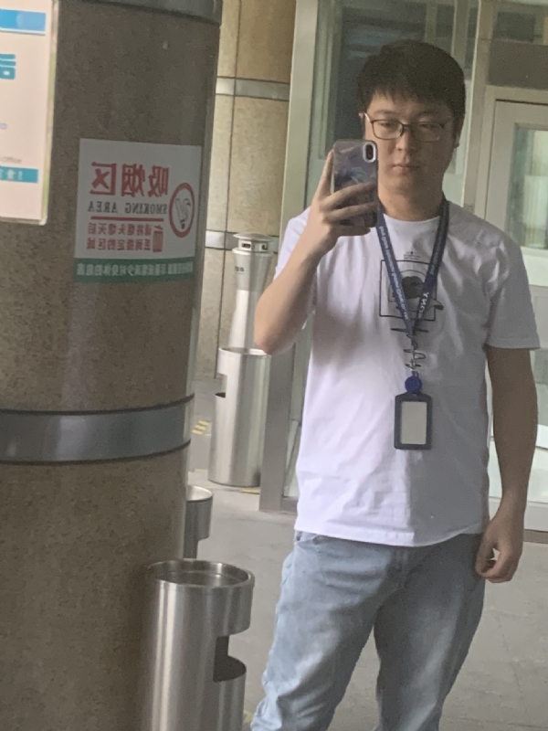 潜伏的第一张照片--无锡相亲服务中心