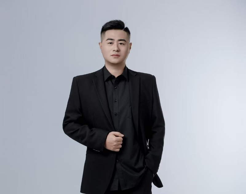 荣泽的第一张照片--无锡相亲服务中心