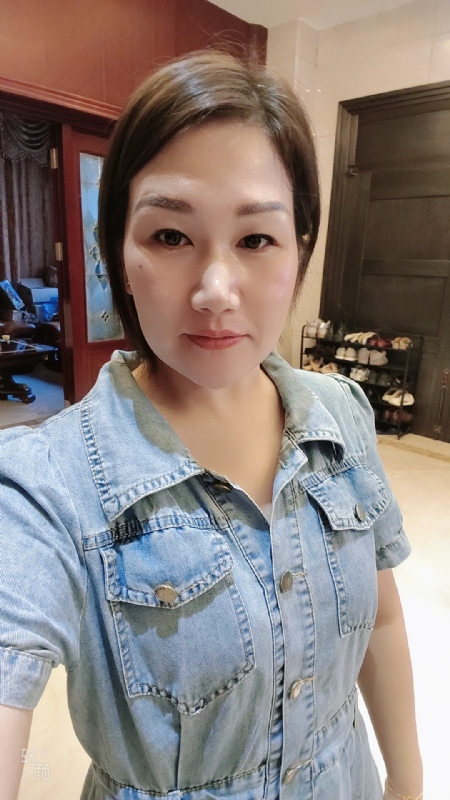 未来可期的第一张照片--无锡相亲服务中心