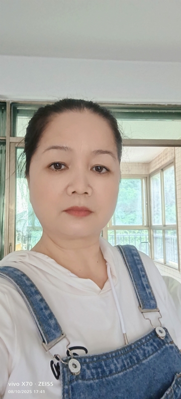 小巧玲珑的第一张照片--无锡相亲服务中心