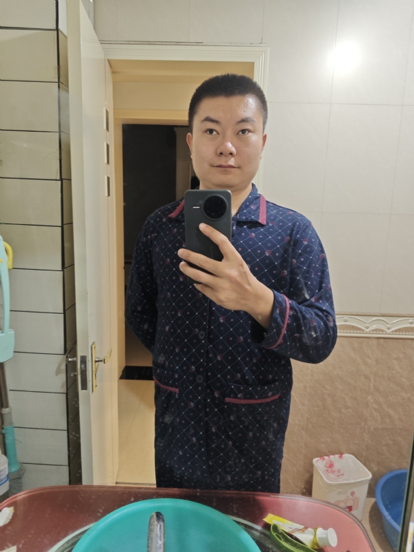 迷迷糊糊的第一张照片--无锡相亲服务中心