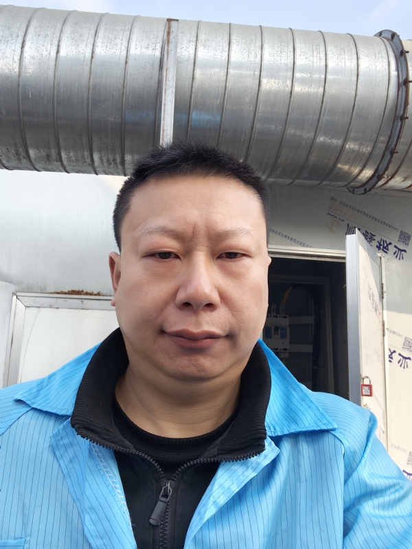 太阳迷眼的第一张照片--无锡相亲服务中心