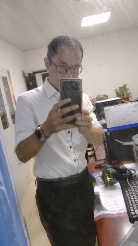 老蔡先生的第一张照片--无锡相亲服务中心