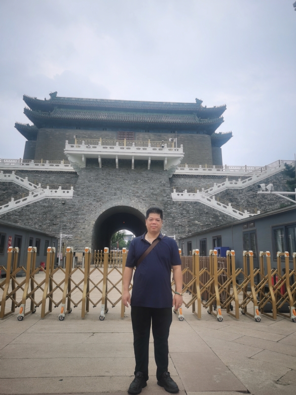 伟哥的第一张照片--无锡相亲服务中心