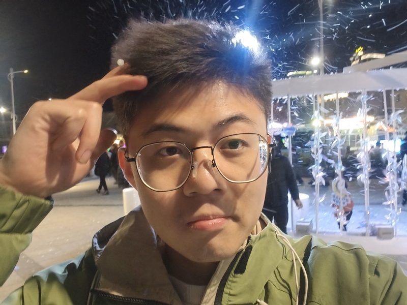 独揽星河的第一张照片--无锡相亲服务中心