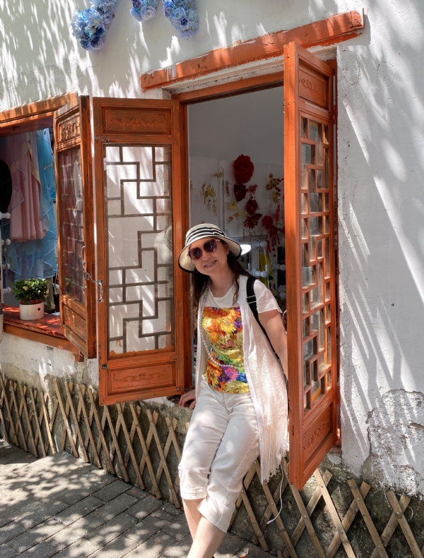 stella的第三张照片--无锡相亲服务中心